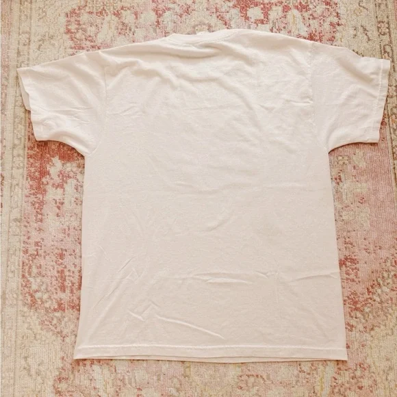 Fruit of the Loom, Men’s Vintage Schlitz White Graphic Tee - Picture 2 of 5